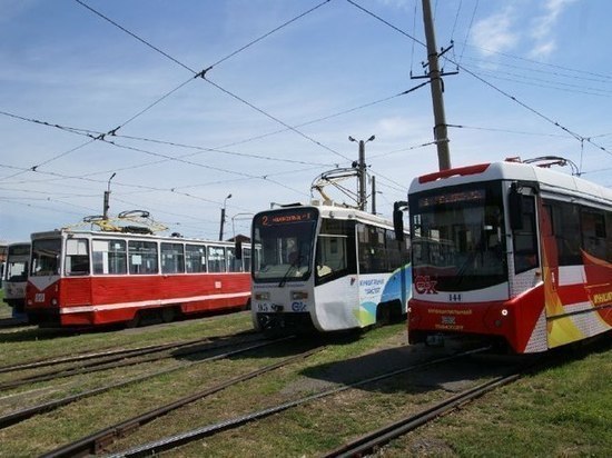 Трамвай в Омске отметил 85 лет
