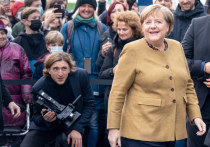 Уходящая в скором времени на покой после 16 лет нахождения на посту федерального канцлера Германии Ангела Меркель дала интервью Deutsche Welle, в котором поделилась своими планами на пенсию