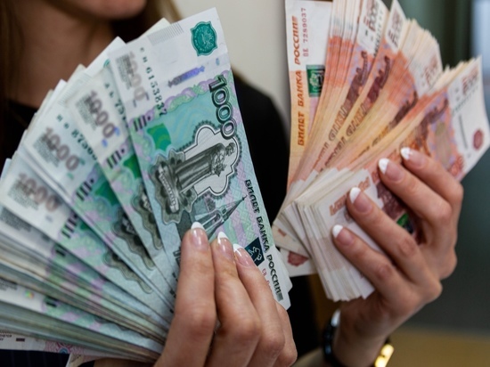 Летчикам и шахтерам подняли пенсии в Новосибирской области