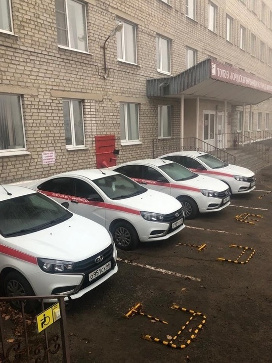 В одной из больниц Мичуринска появились четыре новых автомобиля