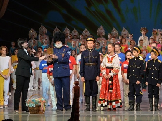 В Астрахани завершился Прикаспийский телевизионный фестиваль-конкурс юных маэстро "Золотой ключик"