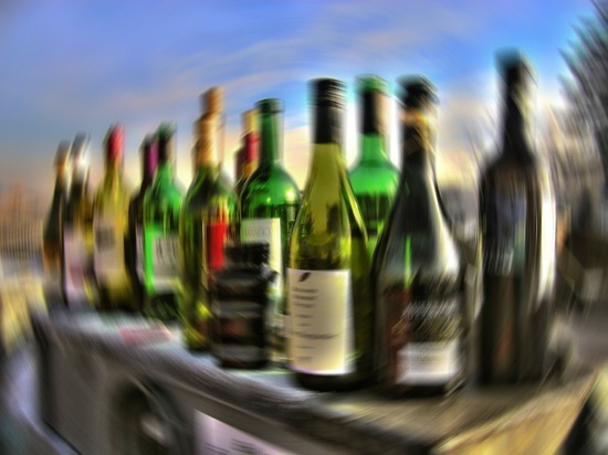 Троих забайкальцев оштрафовали за пьянку на улице во время самоизоляции
