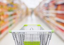 Более двадцати нарушений, которые могут создать угрозу здоровью покупателей, обнаружили в петербургских магазинах «Светофор» представители «Общественной потребительской инициативы».
