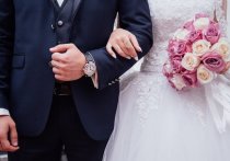 Только молодожены могут присутствовать во время государственной регистрации брака в забайкальских отделах ЗАГС