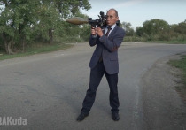 Сотрудники полиции пришли с обысками к авторам YouTube-канала «BARAKuda», известным по серии роликов про вымышленного депутата из Уссурийска Виталия Наливкина