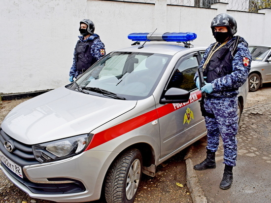 Житель Симферополя угрожал ножом бригаде скорой помощи
