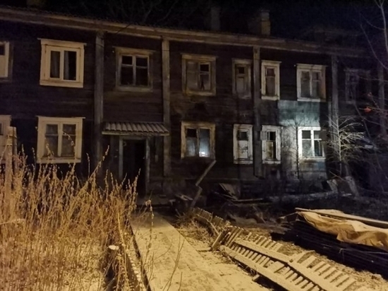 На окраине Архангельска в результате пожара погибли три человека