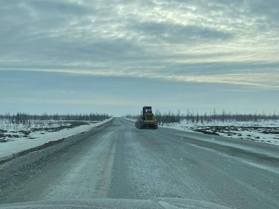 Движение временно ограничат на участке дороги Салехард — Надым