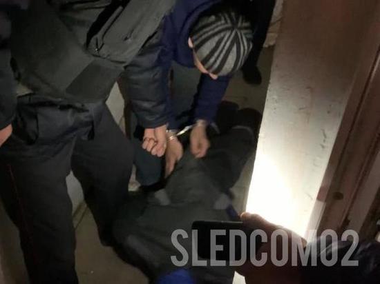 Покойник пролежал на балконе многоэтажки полтора месяца