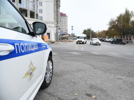 В Астрахани полицейские задержали подозреваемых в порче уличных фонарей