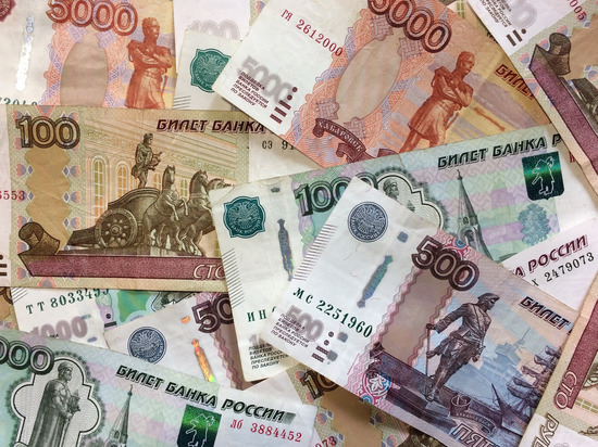 Количество поддельных банкнот в Ленобласти сократилось на четверть