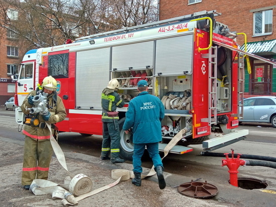 Смоленские пожарные провели внеплановые учения