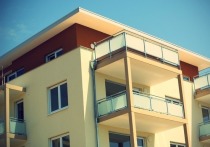 Госдума на неделю перенесла рассмотрение законопроекта, призванного легализовать апартаменты - под названием «многофункциональные здания»