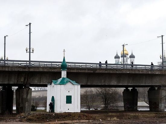 Псковская электросетевая компания объяснила, почему не провела свет в Анастасиевскую часовню