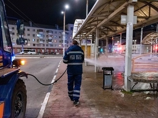 Санобработку транспортных остановок в Белгороде проводят ночью