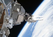 Астронавты Томас Маршберн и Кайла Бэррон 30 ноября выйдут в открытый космос из Международной космической станции для замены неработающей антенны