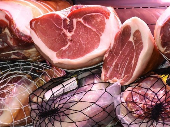 В газетных киосках Читы торгуют мясом