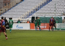Автогол защитник «Велеса» Евгения Макеева остался единственным, финальный счет матча – 1:0 в пользу «Томи».