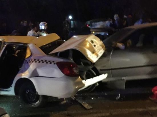 В столкновении четырех авто под Горячим Ключом погибли два человека