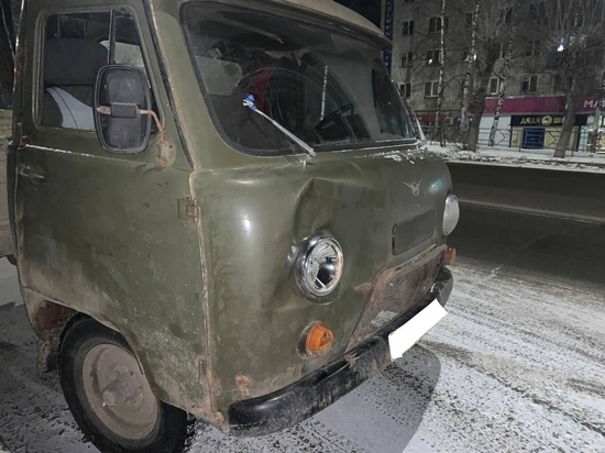    В Кирове под колесами автомобиля погибла девушка