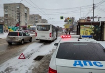 ДТП произошло сегодня, 14 ноября около 12 часов дня на пересечении улиц Ленина и Учебной в Томске.