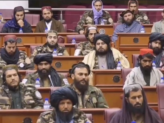 Появились фотографии колоритного парламента Талибана