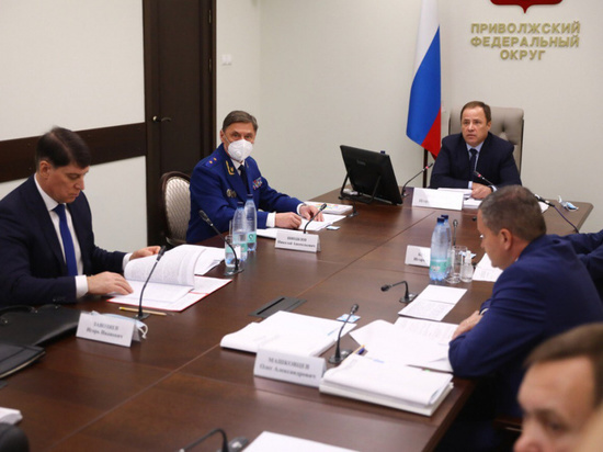Полпред президента в ПФО Игорь Комаров провел заседание Совета по реализации государственной молодежной политики