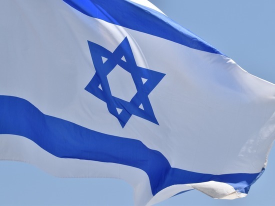 Израиль перенес открытие границ для привитых «Спутником V»