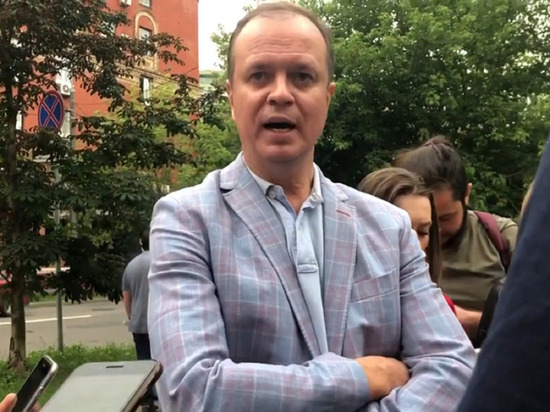Адвокат Ивана Сафронова Павлов объявлен в розыск МВД