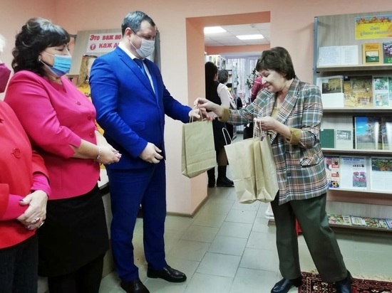 В Вязниковском районе открыли Дом книг в Бурино