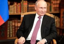 Президент Российской Федерации Владимир Путин провел переговоры по телефону со своим французским коллегой Эммануэлем Макроном