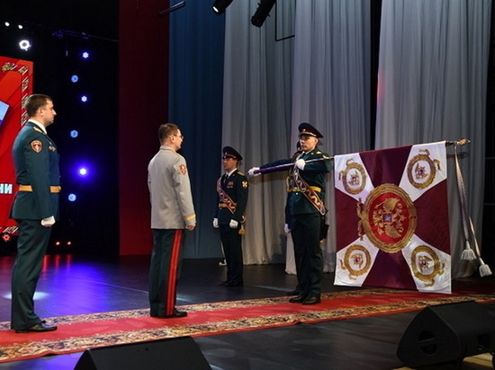 Заполярный батальон войск национальной гвардии получил Боевое знамя