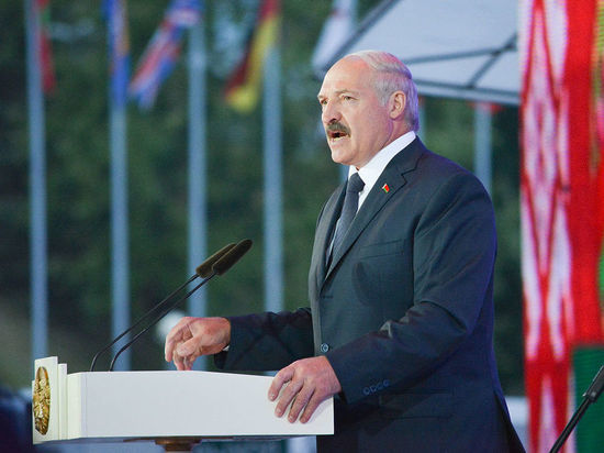 Лукашенко заявил о наращивании Польшей ударной группировки войск на границе