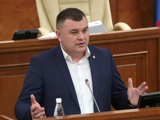 Власти намерены поставить на колени СМИ, считает депутат ПСРМ Григоре Новак