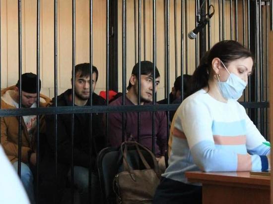 «Тепличные разбойники»: банда гастарбайтеров грабила китайских рабочих в Новосибирске