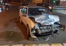 Вечером 17 ноября при столкновении автомашин на перекрестке в Йошкар-Оле пострадали три человека.