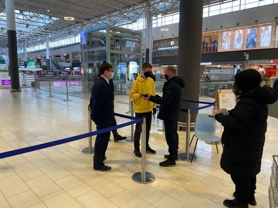 У посетителей торговых центров в Омске возникают проблемы с QR-кодами