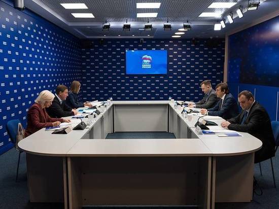 «Единая Россия» и Минпросвещения создадут оперативный штаб для координации программы капремонта школ