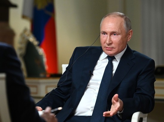 Песков: Путин сам сообщит, когда решит ревакцинироваться от коронавируса