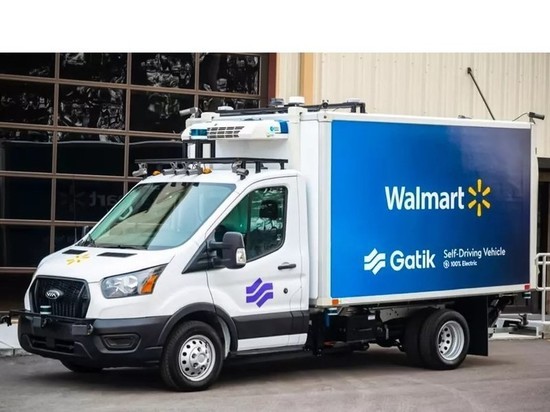 Walmart осуществляет доставку беспилотными грузовиками