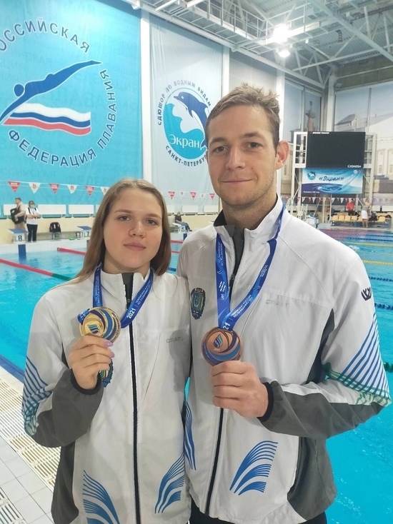 Югорские пловцы вновь отличились на чемпионате России