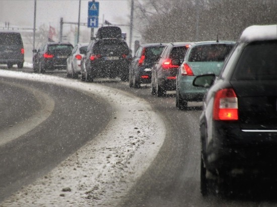 Автоэксперты объясняют, чего не стоит делать с машиной зимой