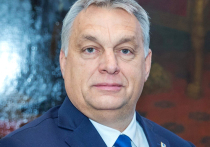 Премьер-министр Венгрии Виктор Орбан заявил, что противникам вакцинации от коронавируса следует сделать выбор между прививкой и смертью