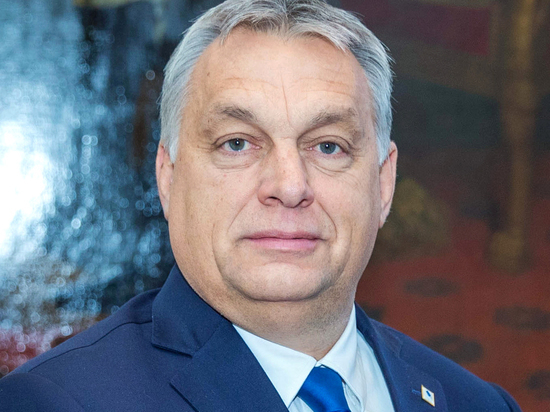 Премьер Венгрии призвал антипрививочников выбирать между вакцинацией и смертью