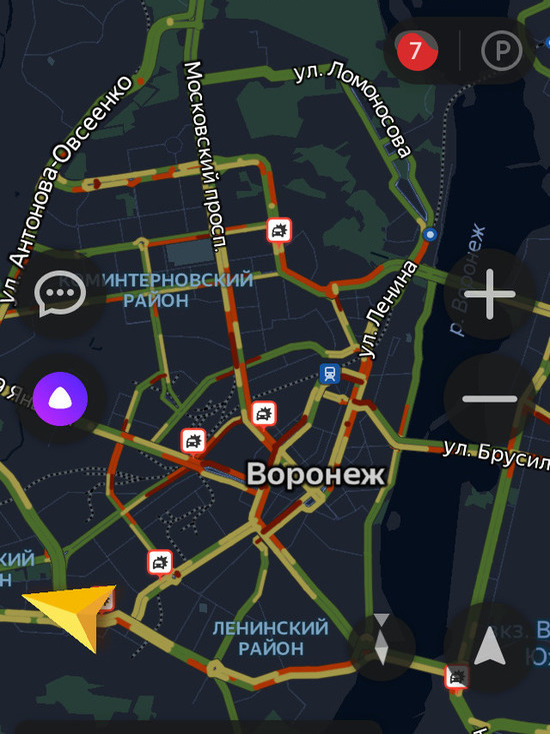 Воронежцы пожаловались на многокилометровые пробки при первой же непогоде