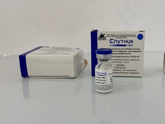 Новую партию вакцины "Спутник Лайт" доставили в Крым
