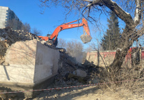 В Барнауле продолжают идти работы по ликвидации аварийных домов