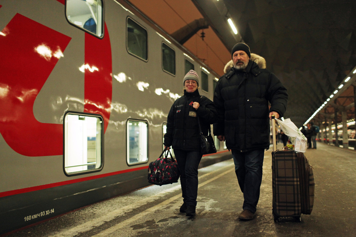 Поезд Санкт-Петербург Москва в новогодние праздники.