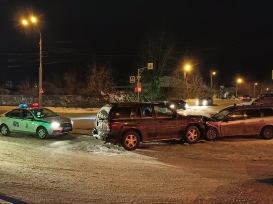 Крупная авария на Комсомольском проспекте в Томске, есть пострадавшие