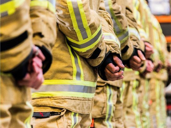 Новгородская дума увеличит среднюю зарплату пожарных в 2022 году